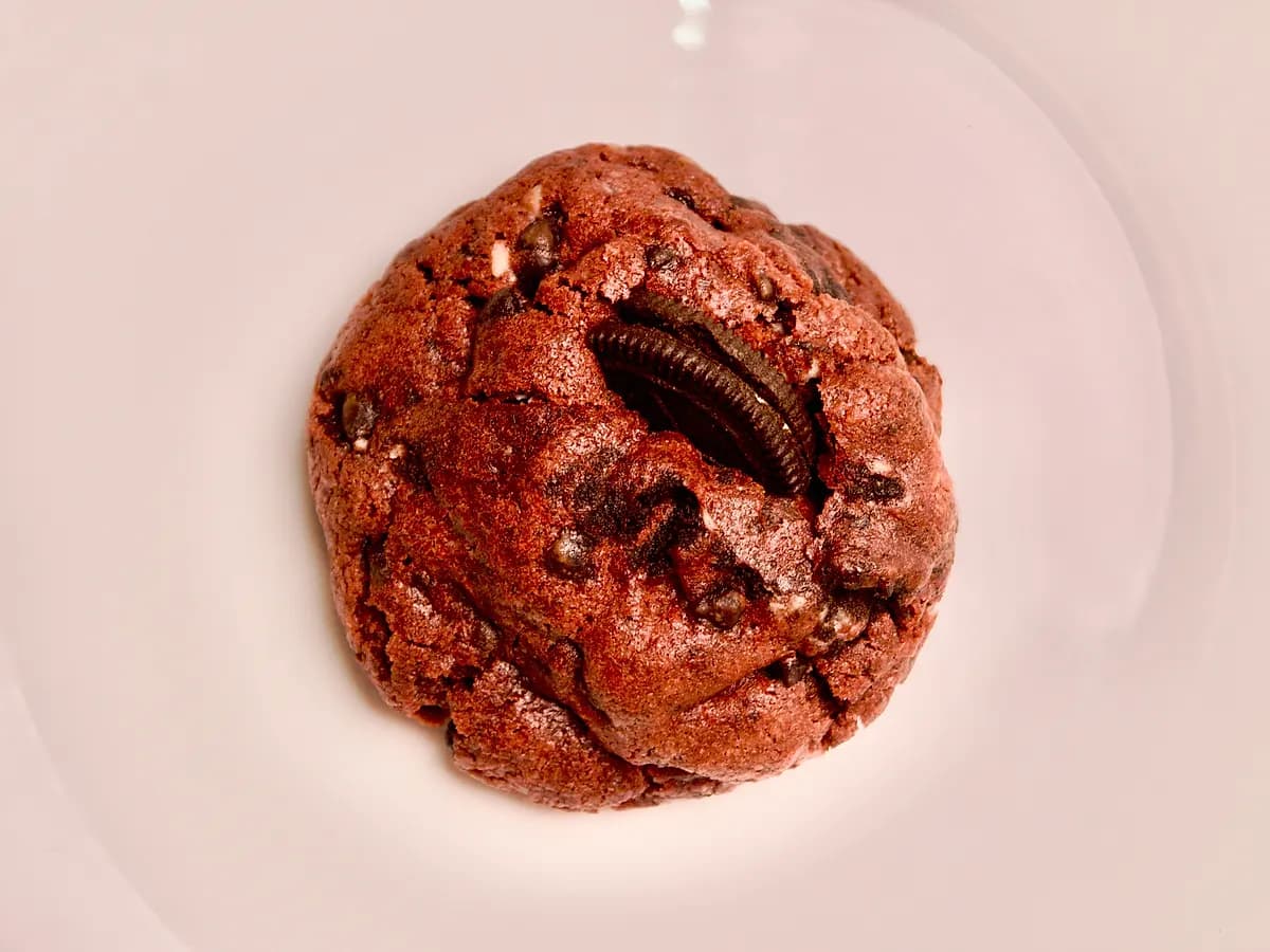 Red Velvet Oreo Cookie